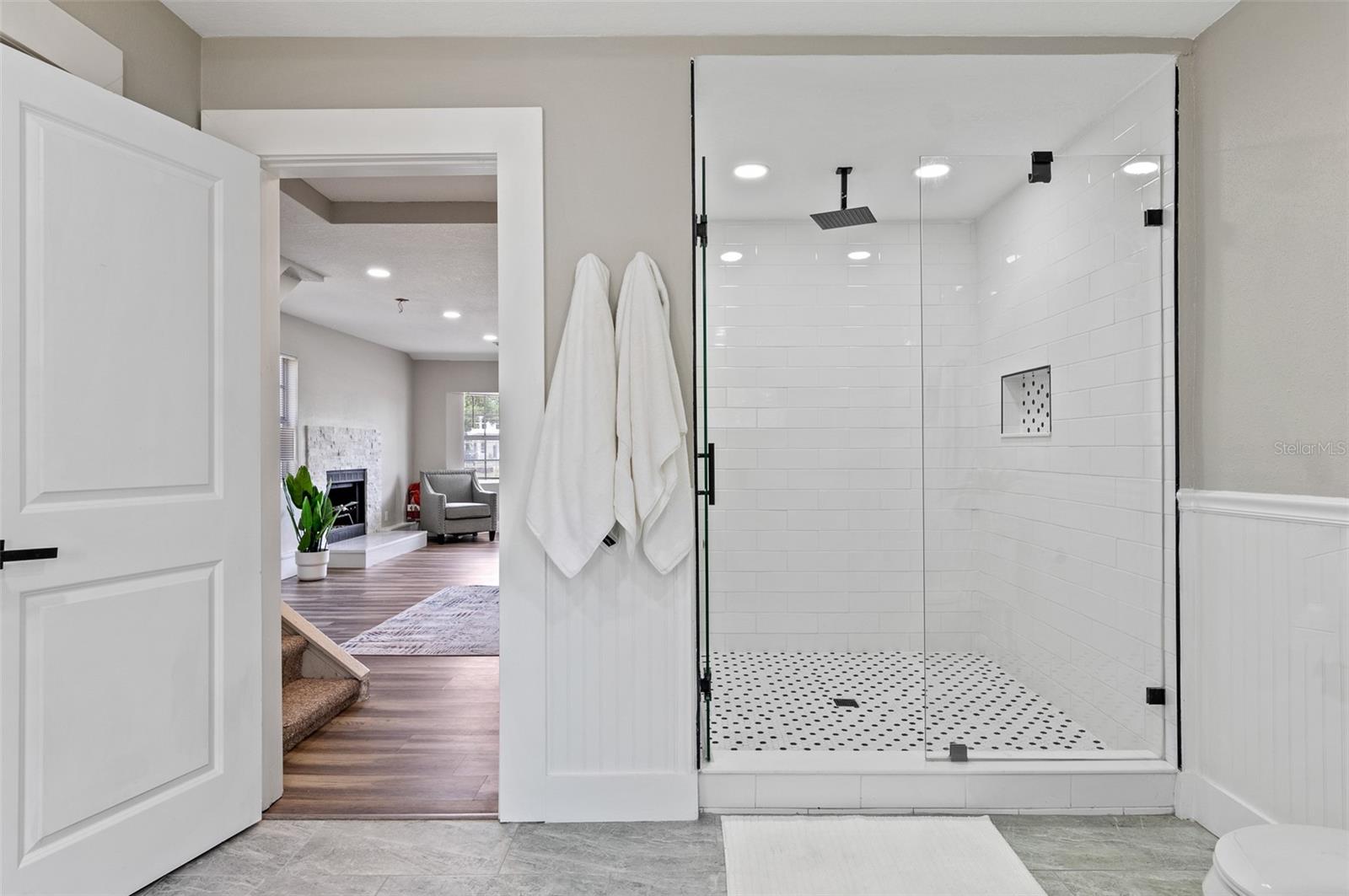 LAWRENCE PLACE - Residential