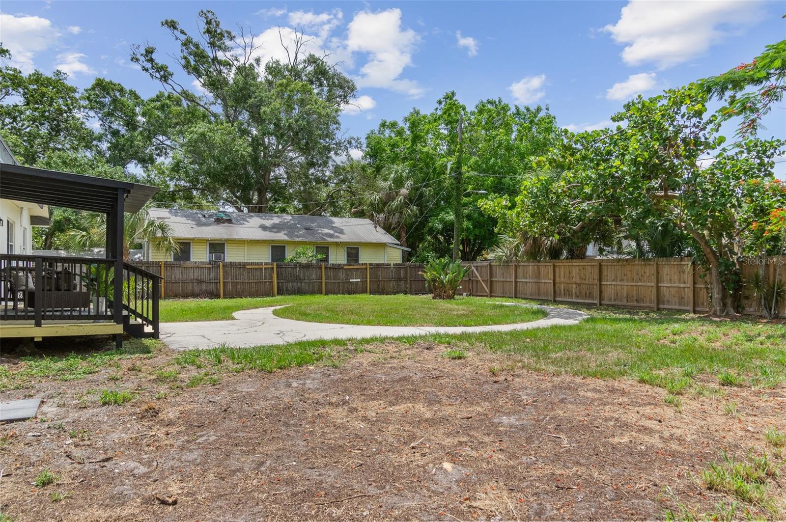 LAWRENCE PLACE - Residential