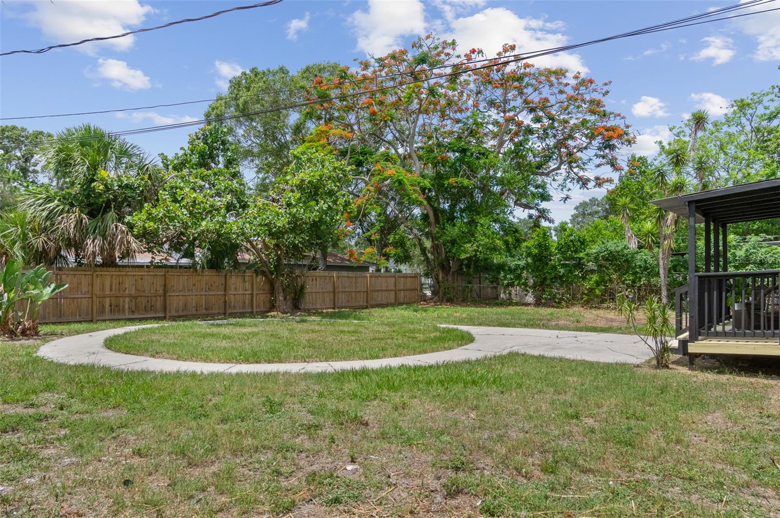 LAWRENCE PLACE - Residential