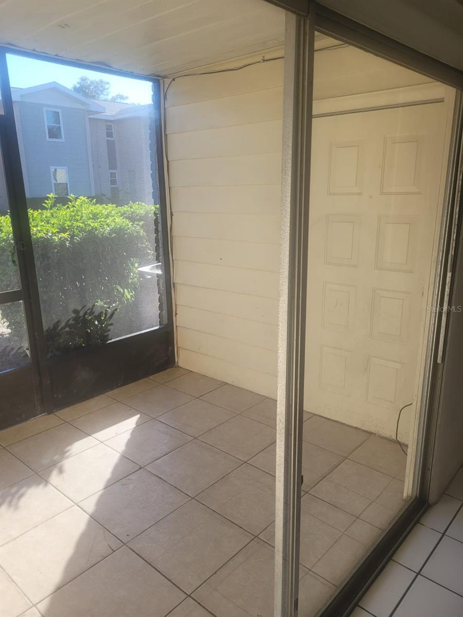 LAS PALMAS AT SAND LAKE CONDO - Residential