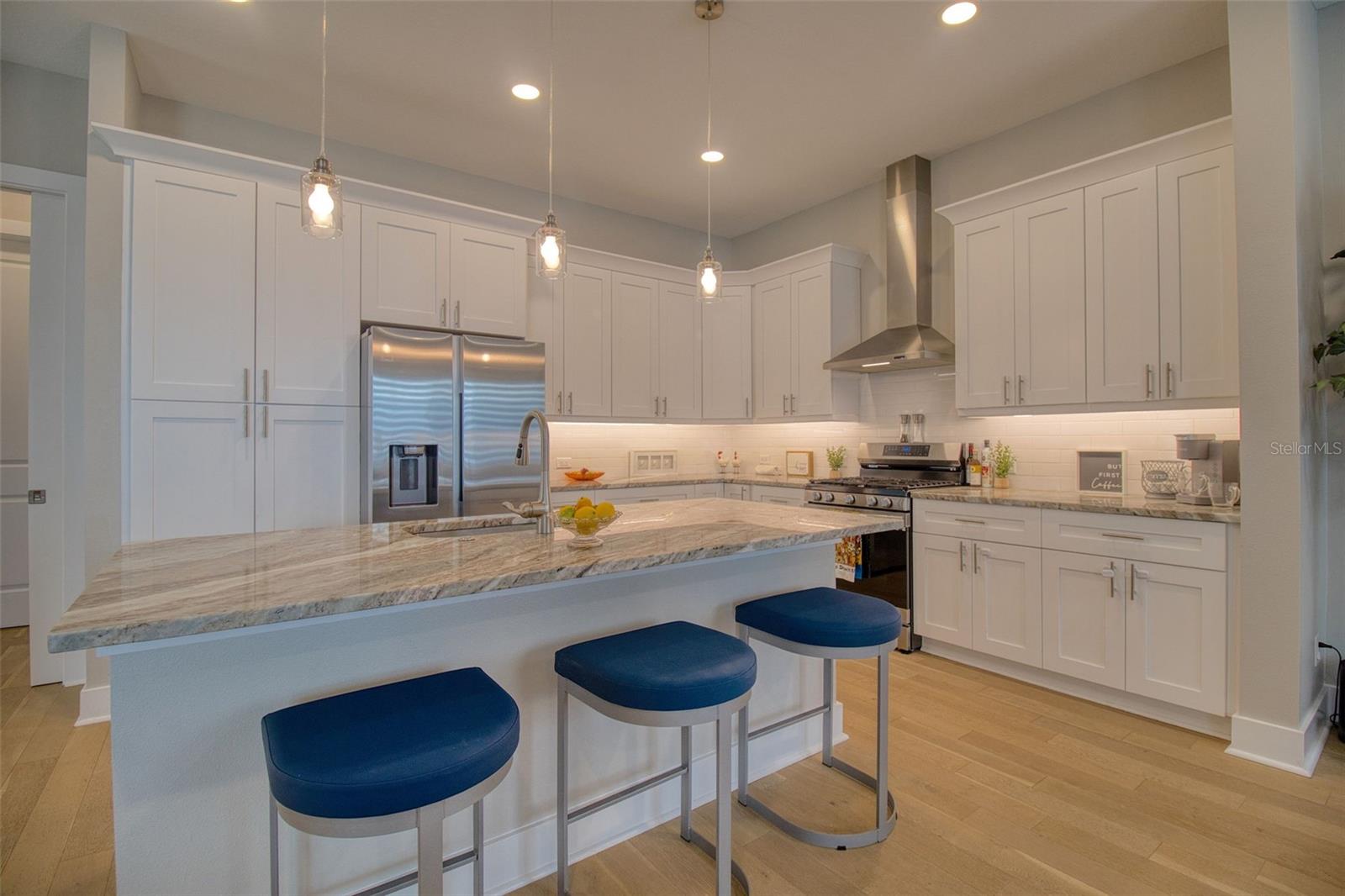 OAK BEND TWNHMS - Residential