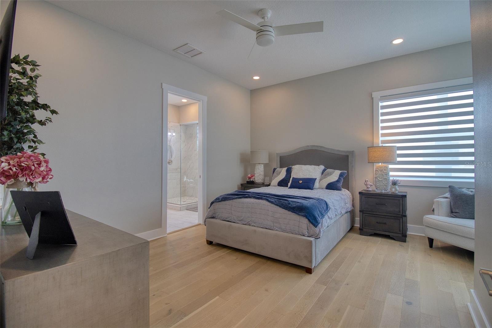 OAK BEND TWNHMS - Residential