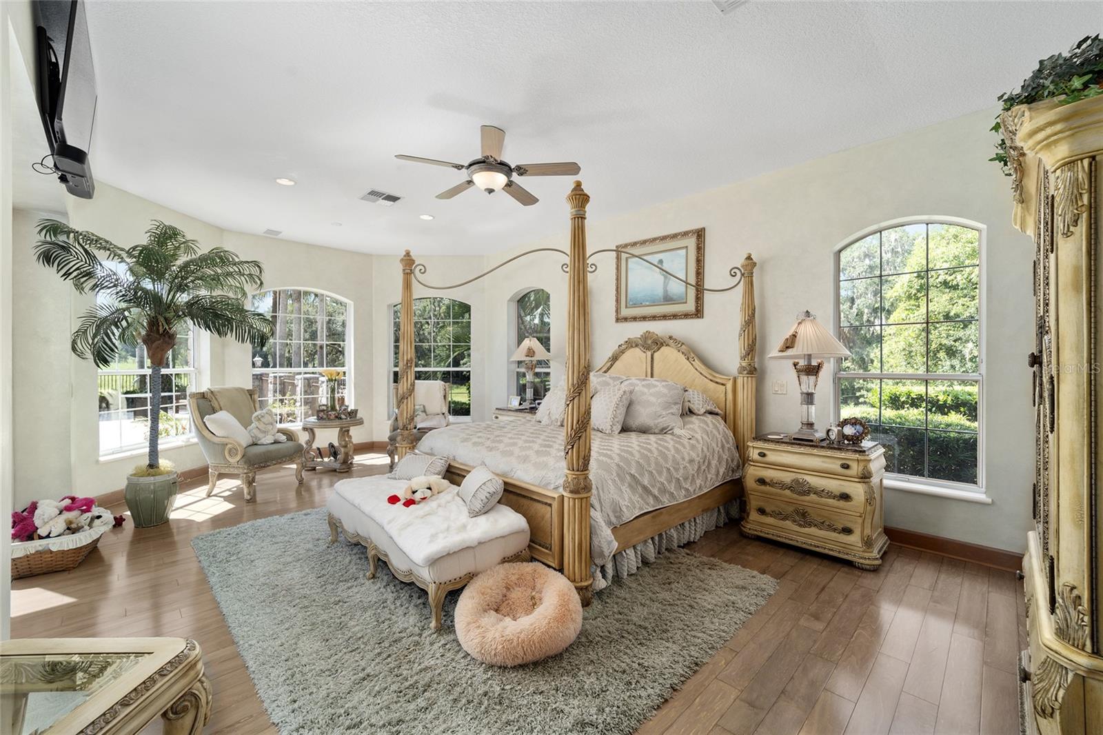 PINNACLE PARK - Farm