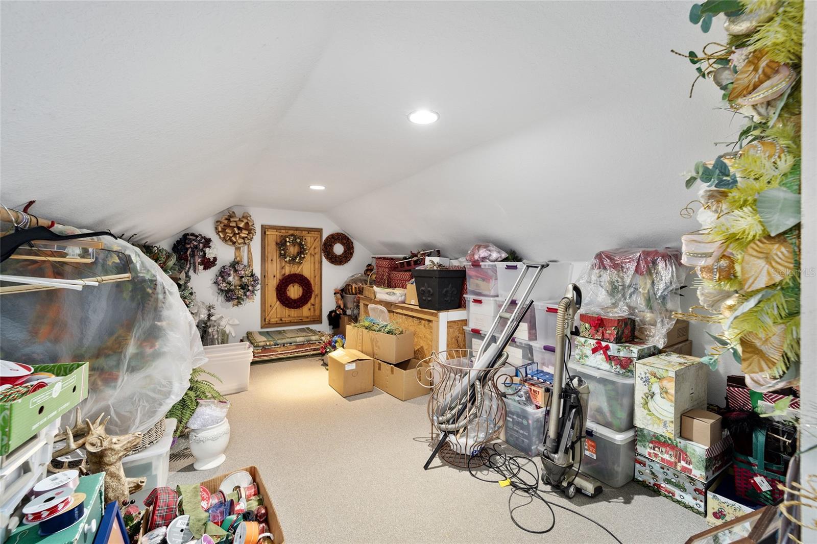 PINNACLE PARK - Farm