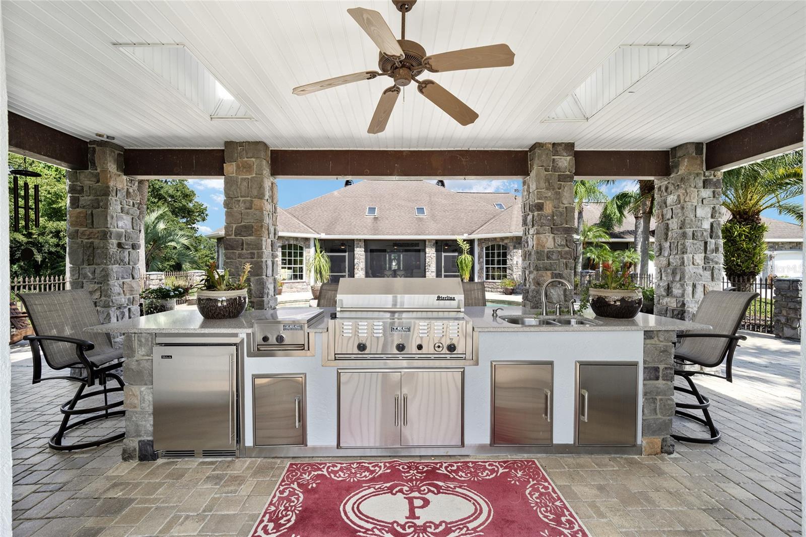 PINNACLE PARK - Farm