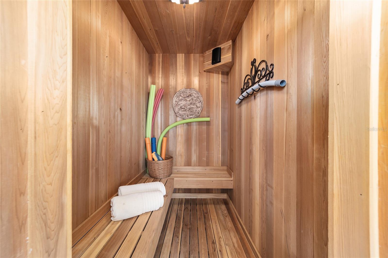 PINNACLE PARK - Farm