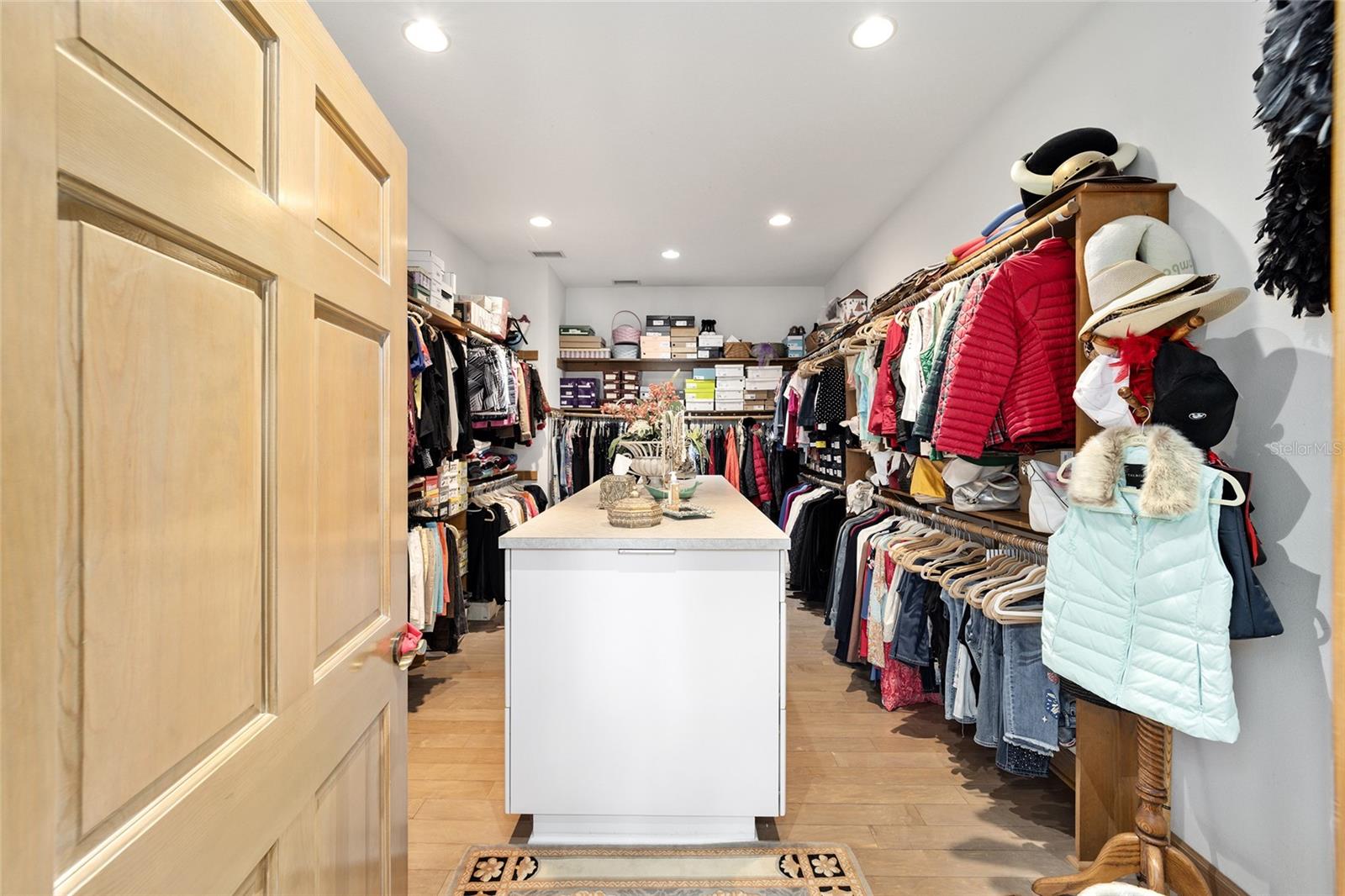 PINNACLE PARK - Farm