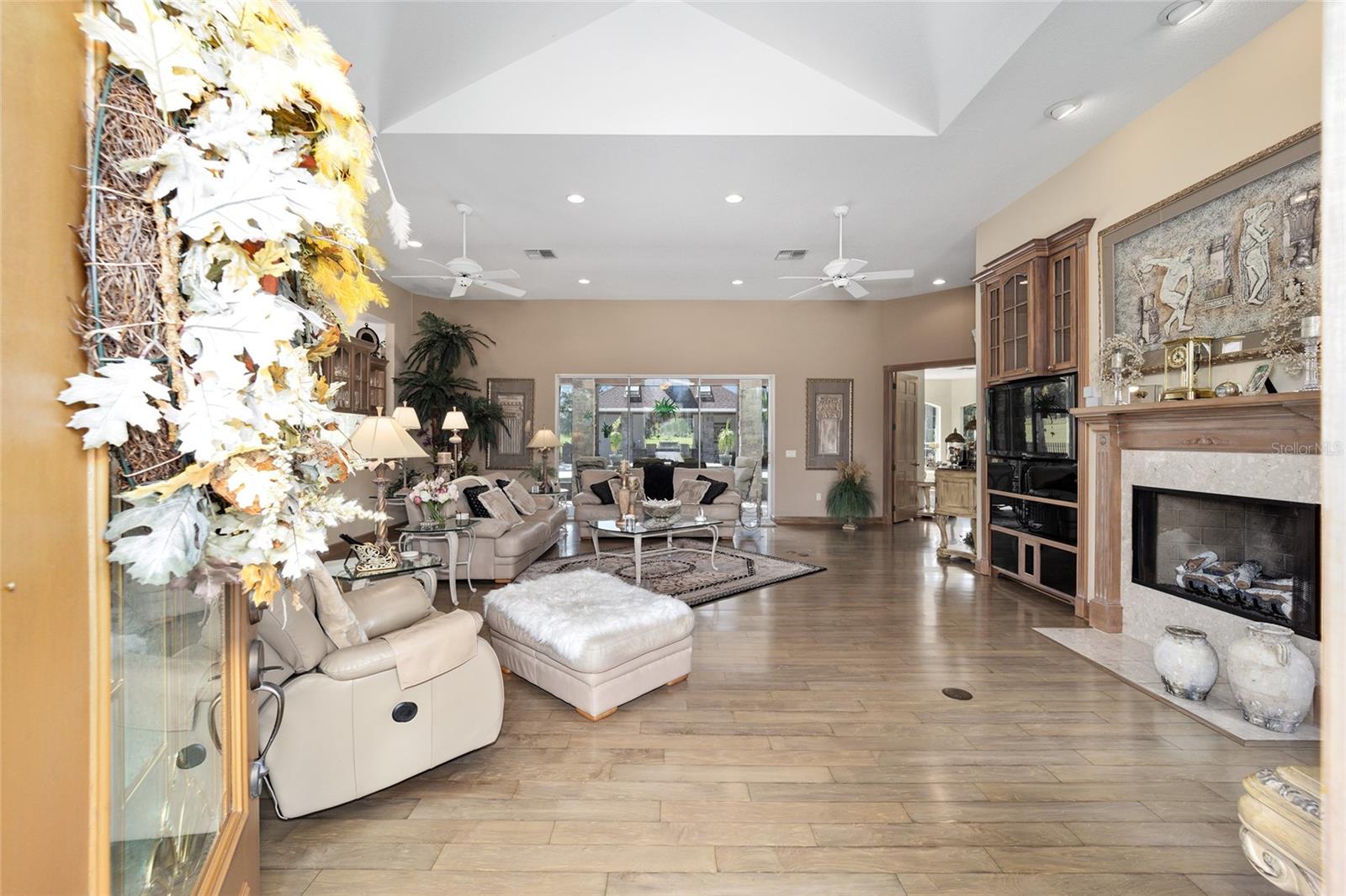 PINNACLE PARK - Farm