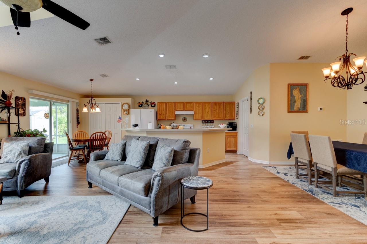 MAJESTIC OAKS PH 02 - Residential