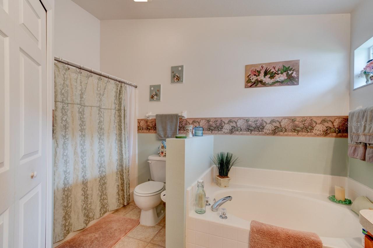 MAJESTIC OAKS PH 02 - Residential