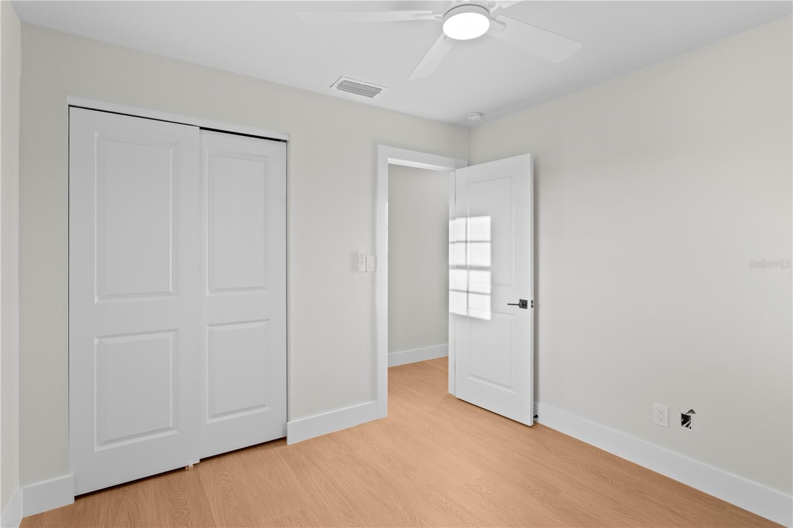 COLLEGE PARK - Residential