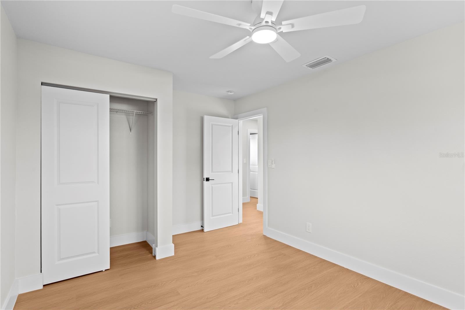 COLLEGE PARK - Residential