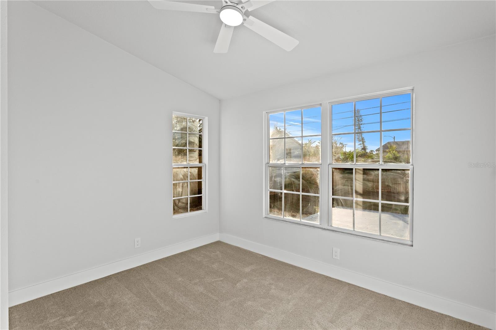 COLLEGE PARK - Residential