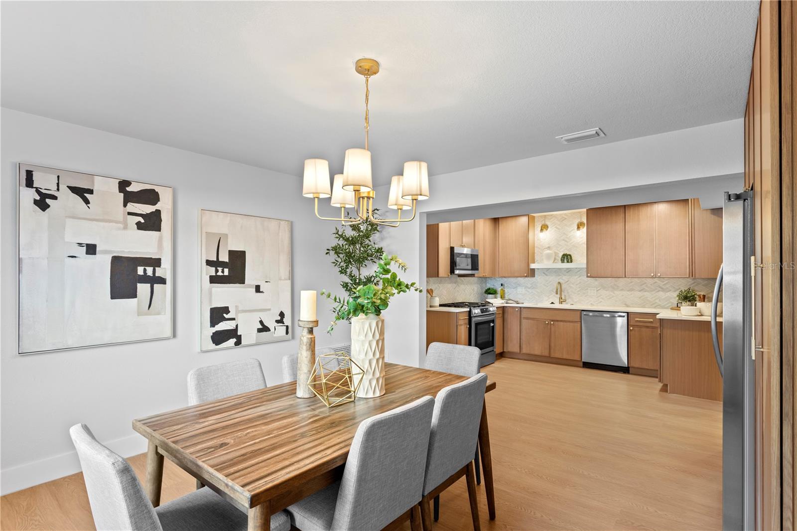 COLLEGE PARK - Residential