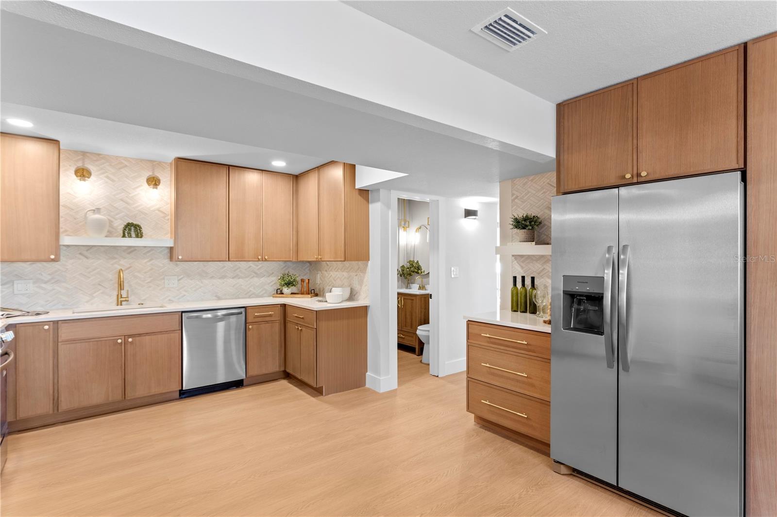 COLLEGE PARK - Residential