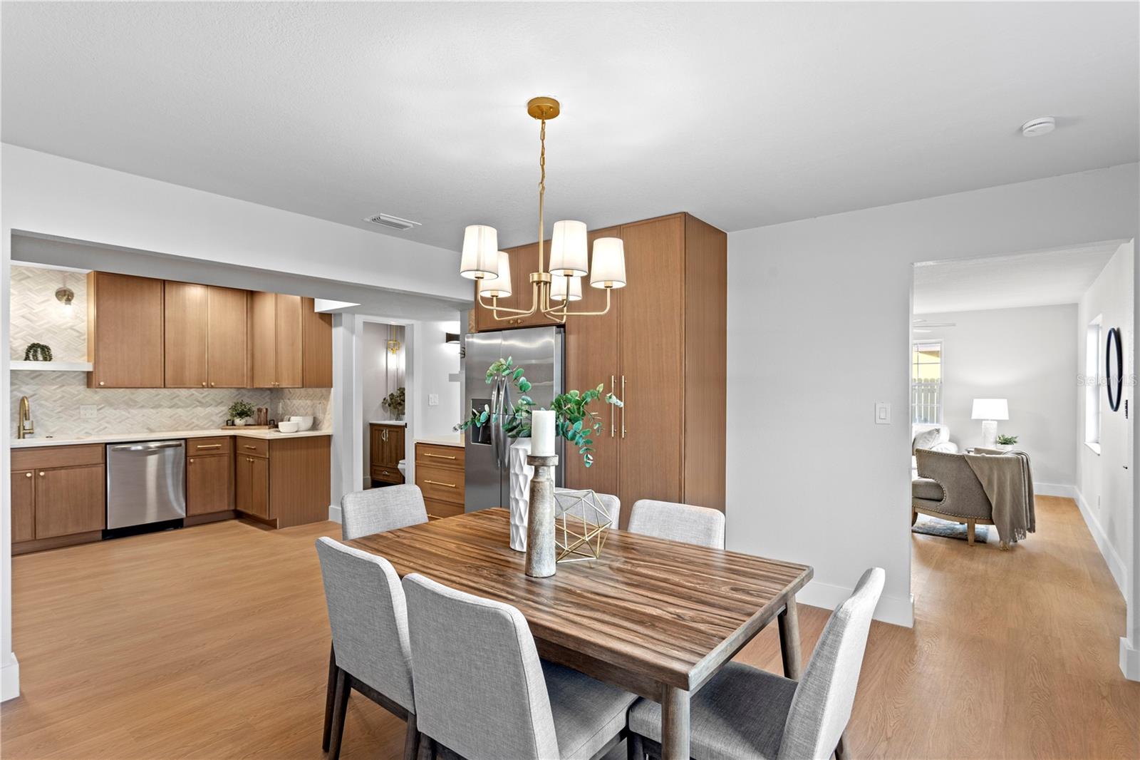 COLLEGE PARK - Residential