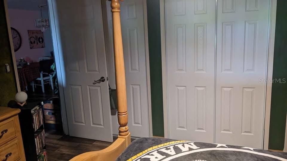 ESQUIRE LAKE ESTATES SEC 4 - Residential