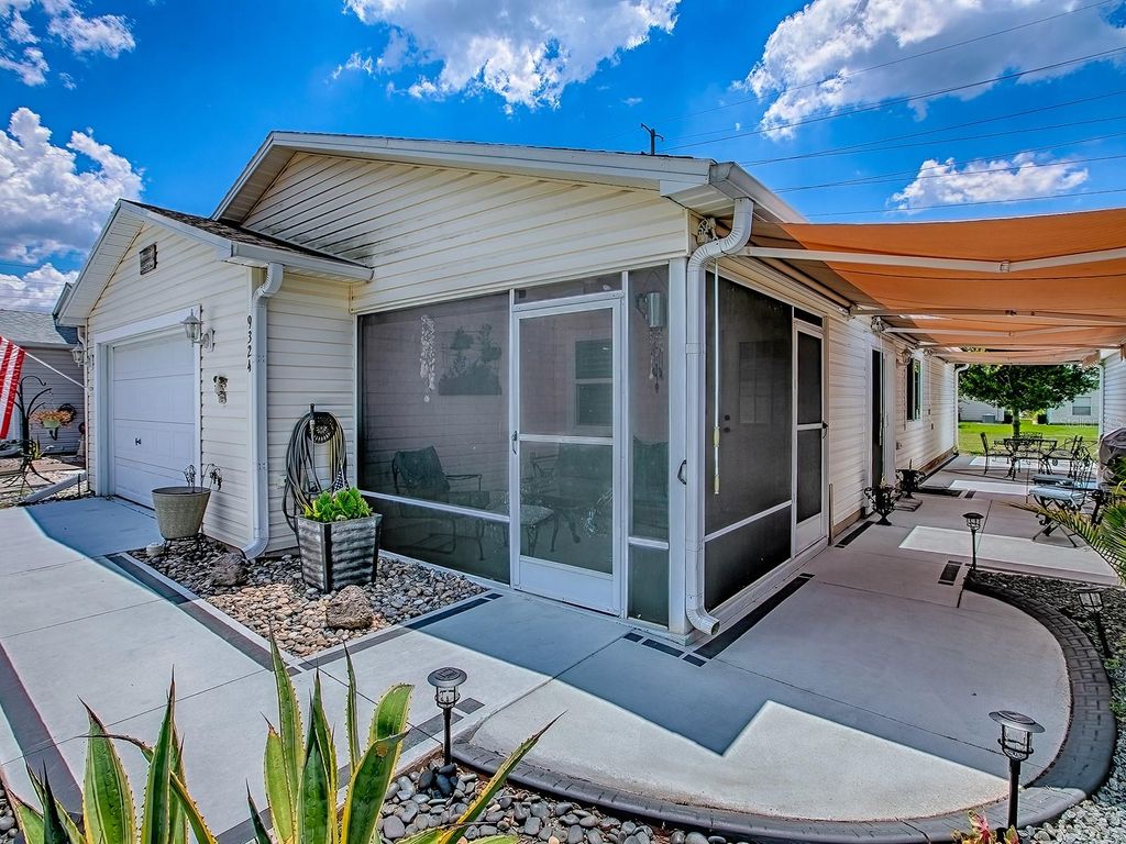 Photo of 9324 SE 173rd Hyacinth Street, The Villages, FL 32162 (MLS # G5100257)