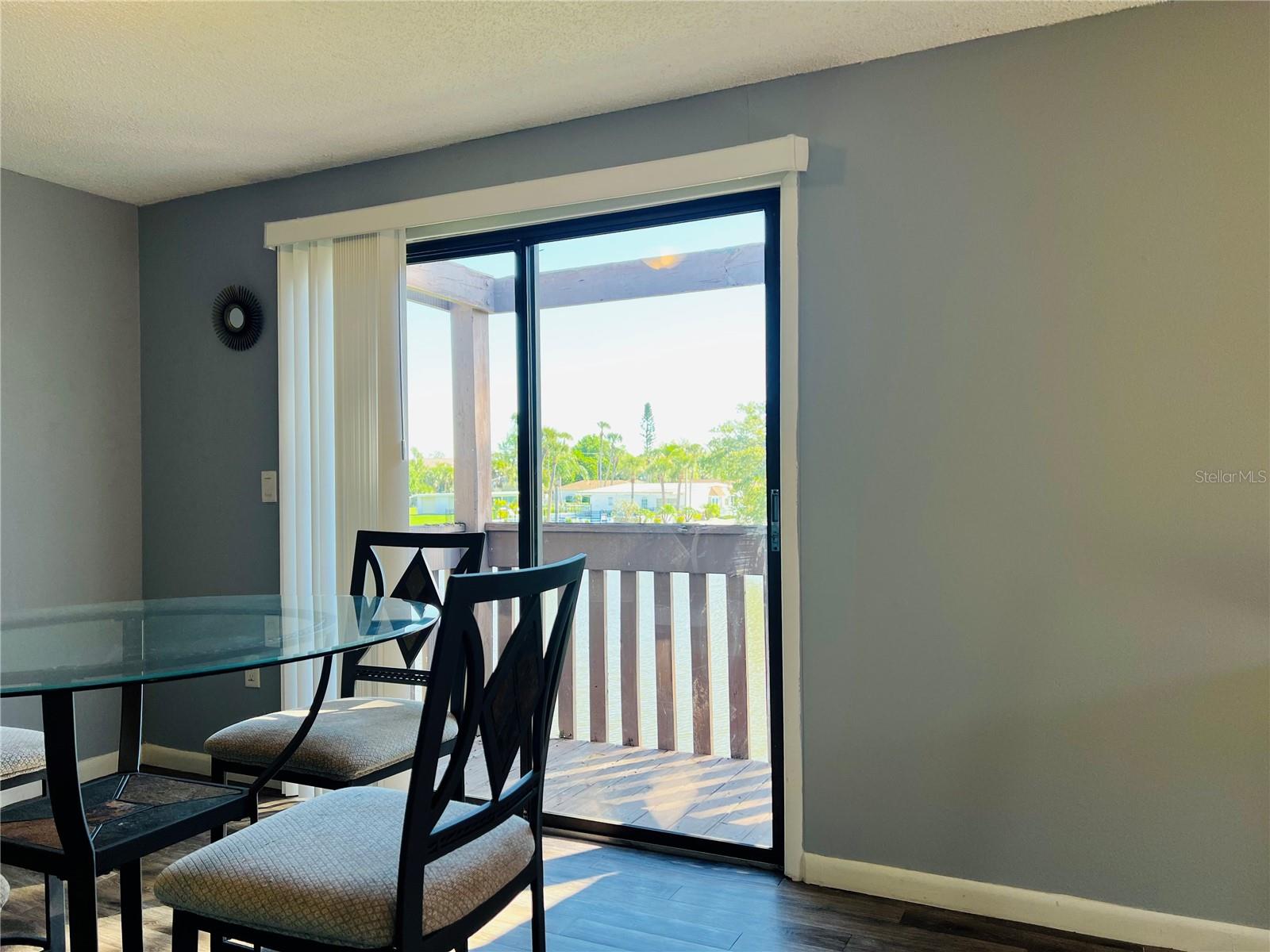 LAKE VIEW CONDO PH II - Residential