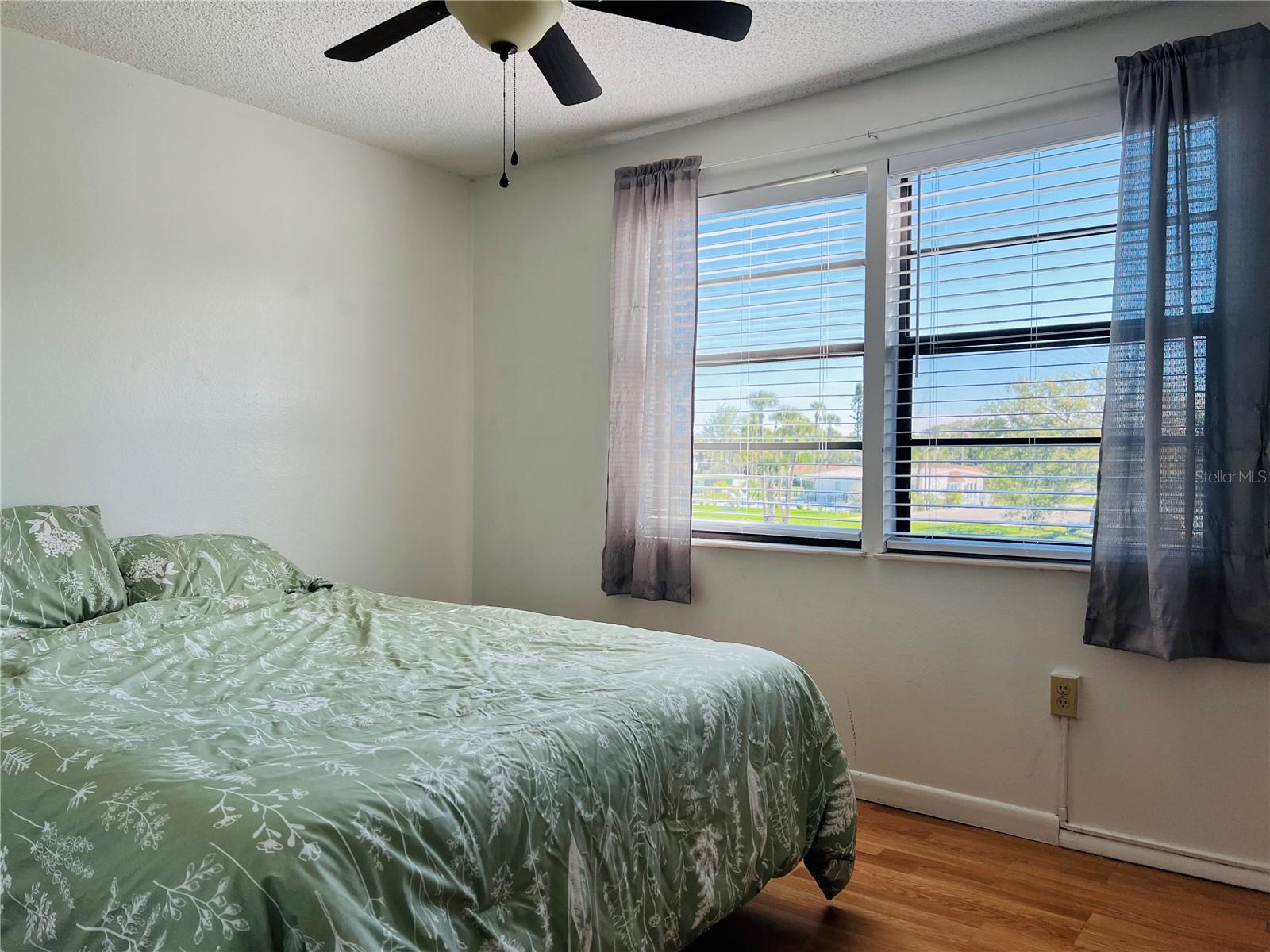 LAKE VIEW CONDO PH II - Residential