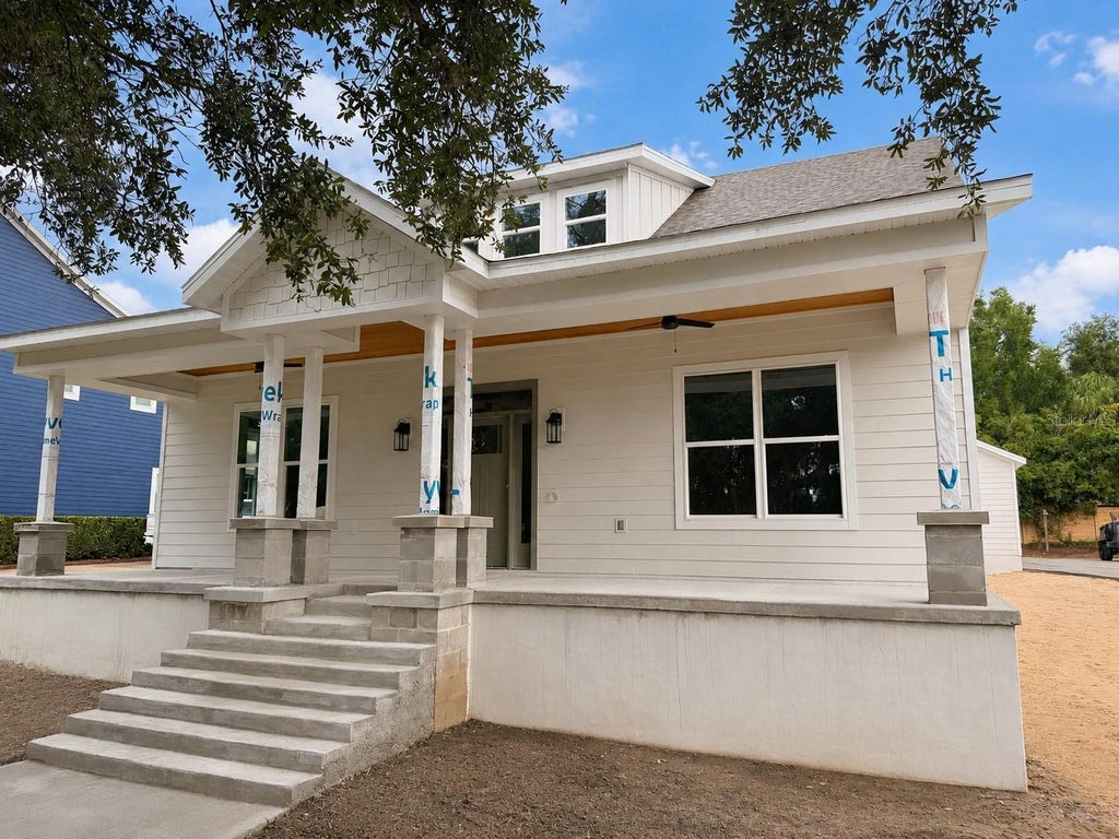 Photo of 1911 SE 27th Road, Ocala, FL 34471 (MLS # OM731757)