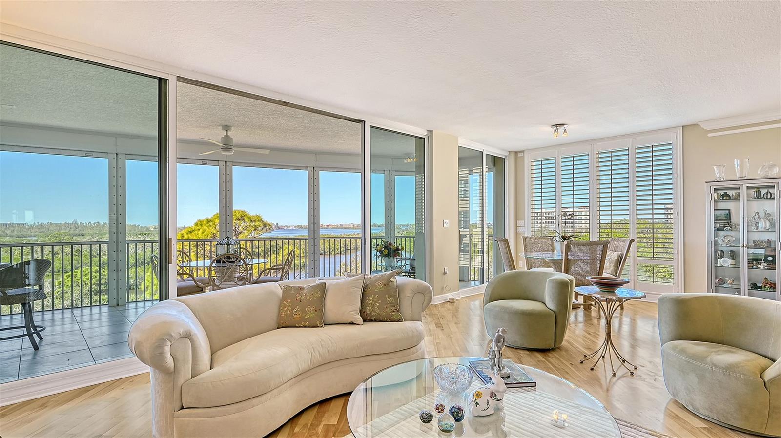 MERIDIAN AT THE OAKS PRESERVE - Residential