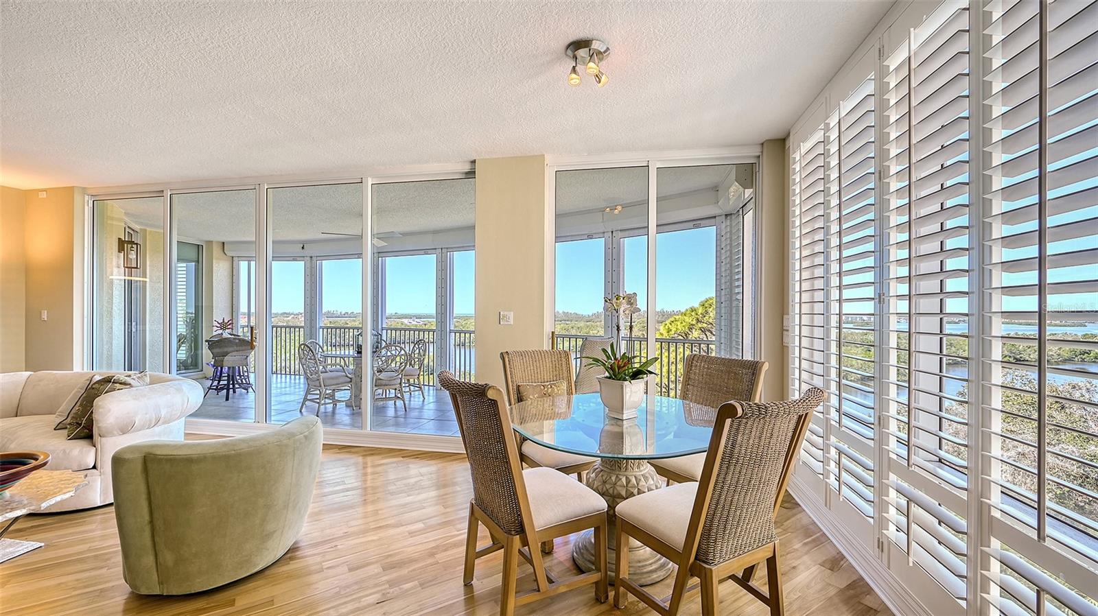 MERIDIAN AT THE OAKS PRESERVE - Residential