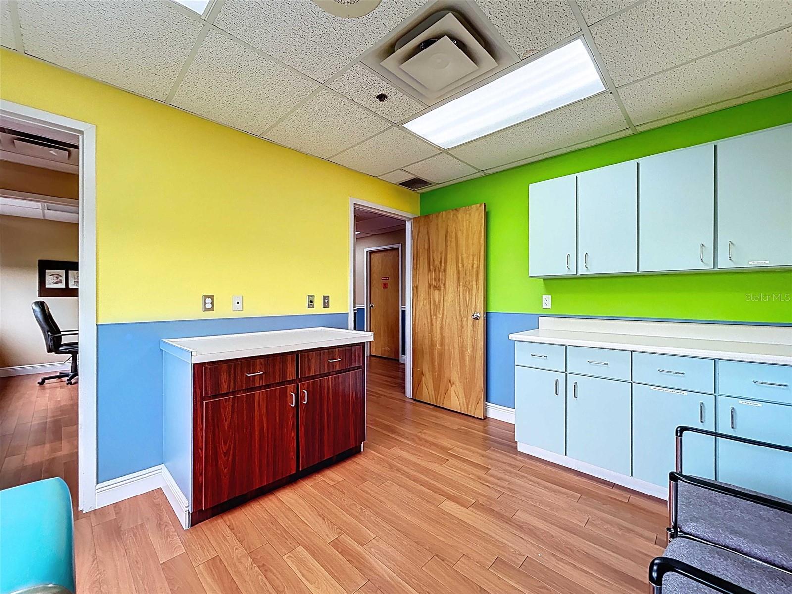 HERNANDO MEDICAL CENTER - Commercial Sale