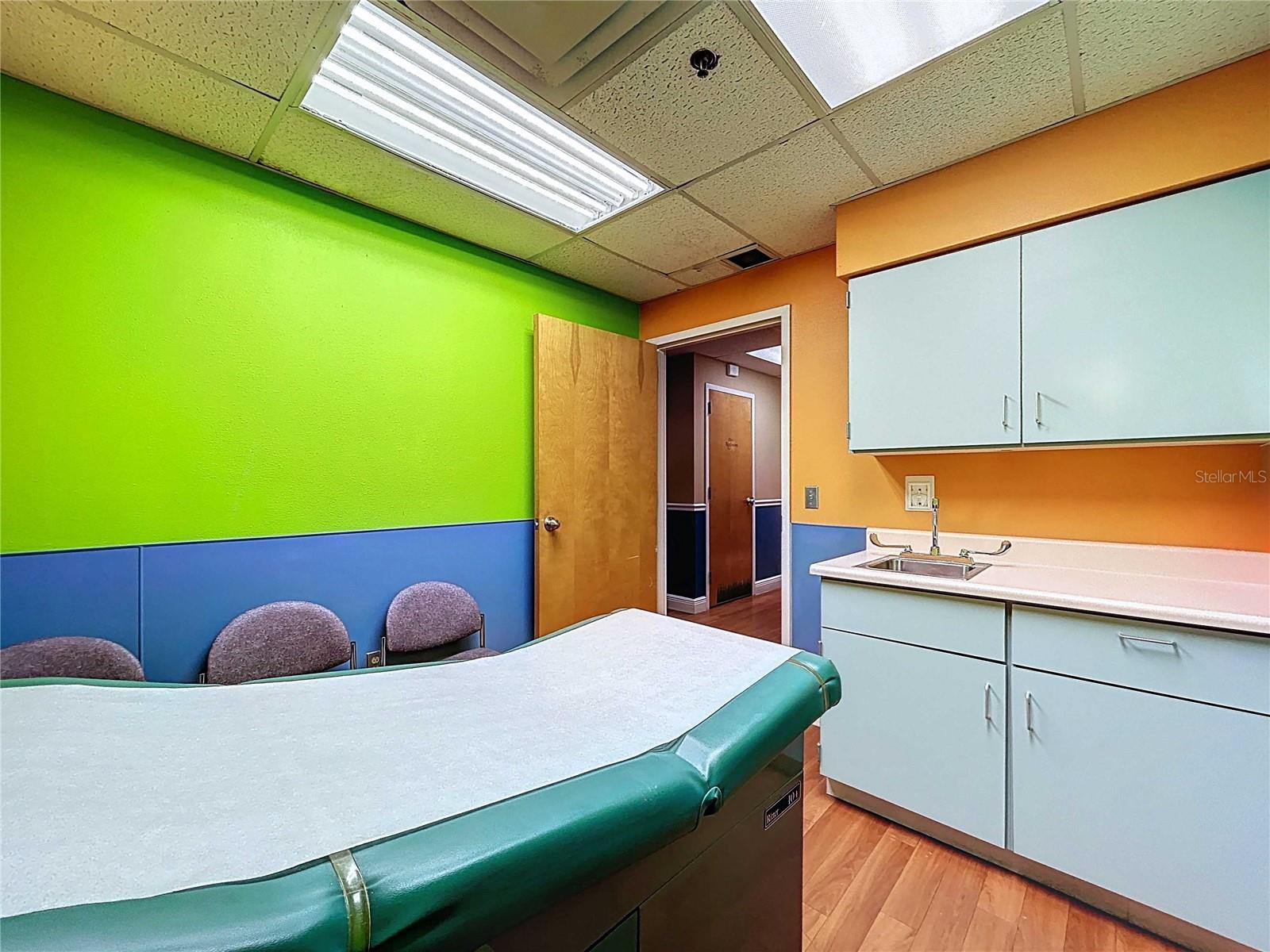 HERNANDO MEDICAL CENTER - Commercial Sale