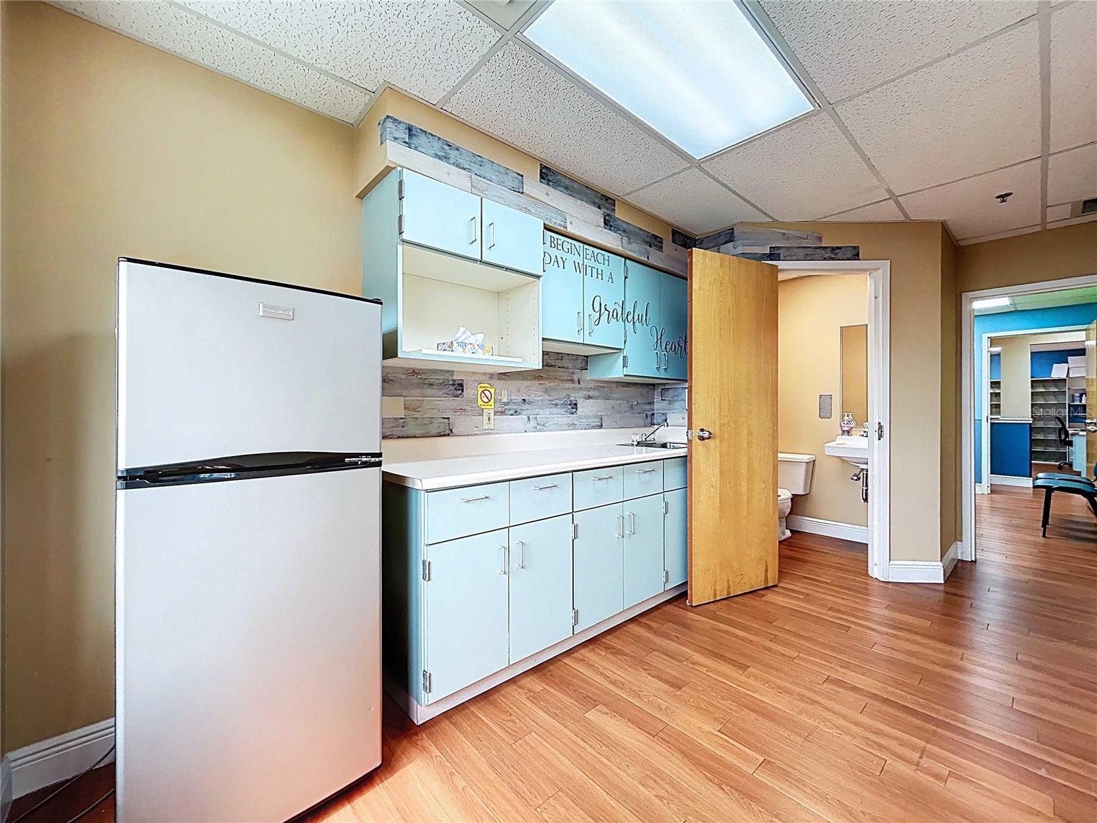 HERNANDO MEDICAL CENTER - Commercial Sale