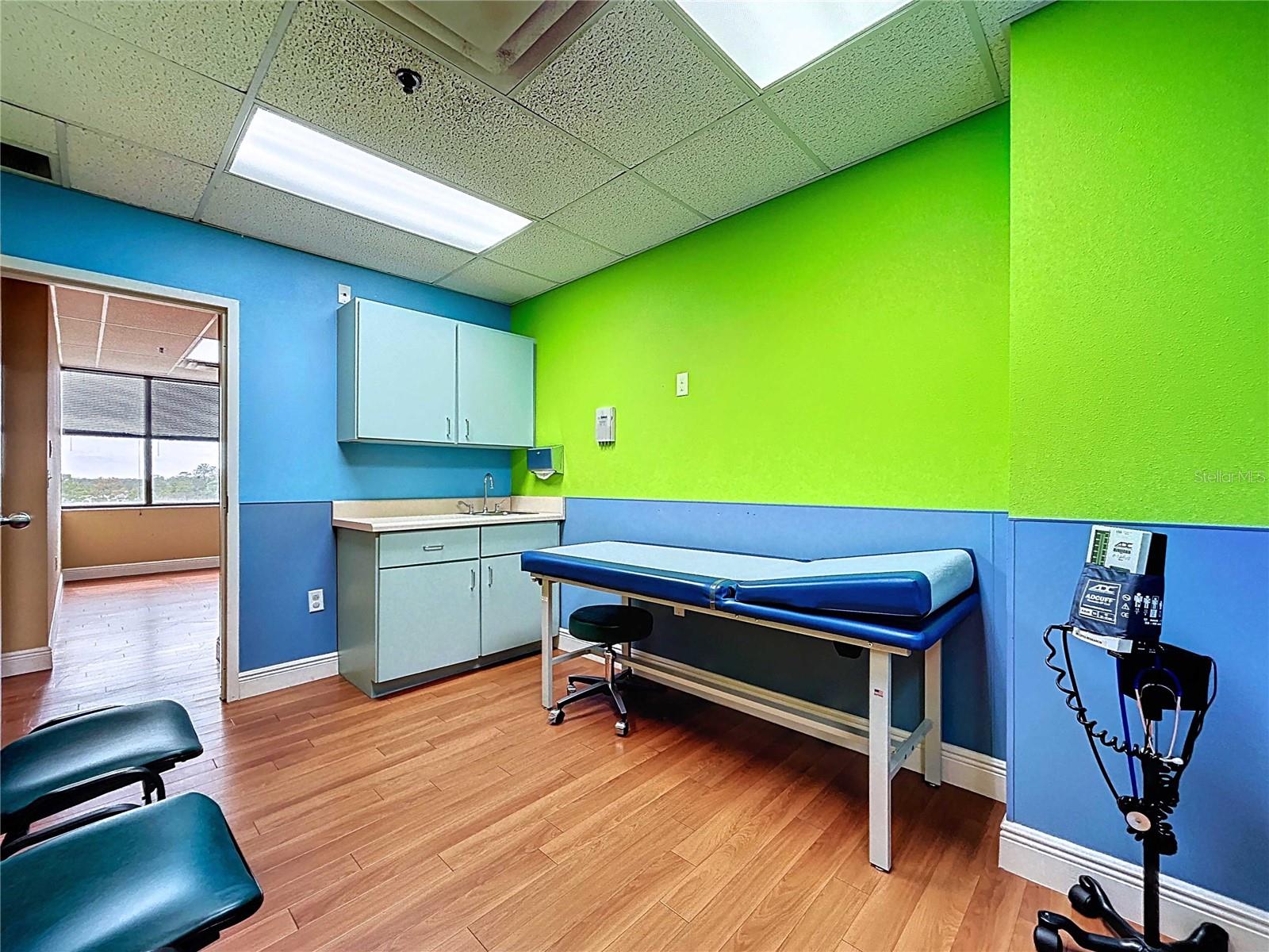 HERNANDO MEDICAL CENTER - Commercial Sale