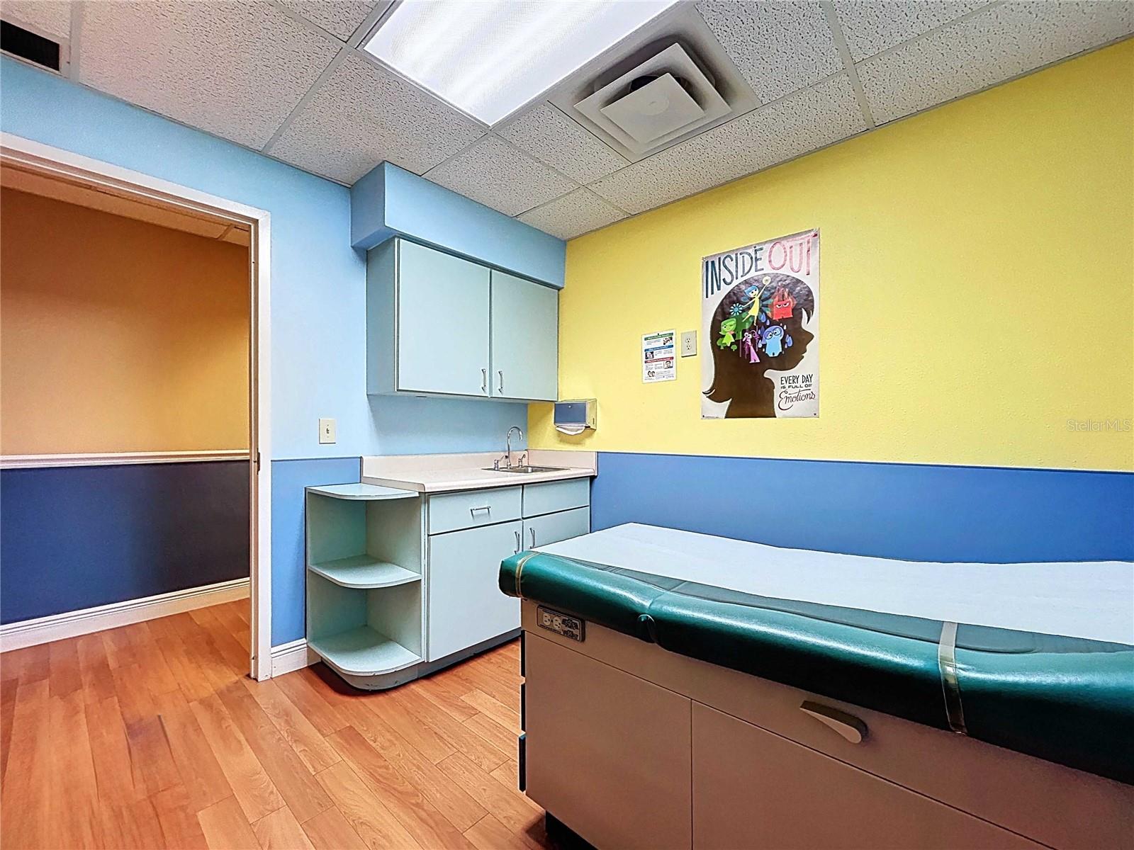 HERNANDO MEDICAL CENTER - Commercial Sale