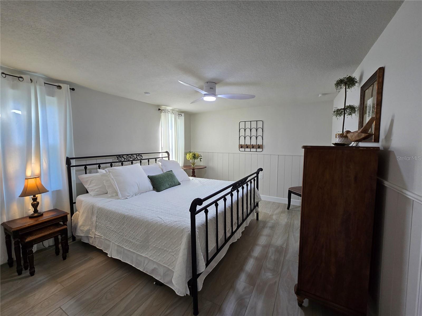 HUDSON BEACH 1ST ADD - Residential Lease