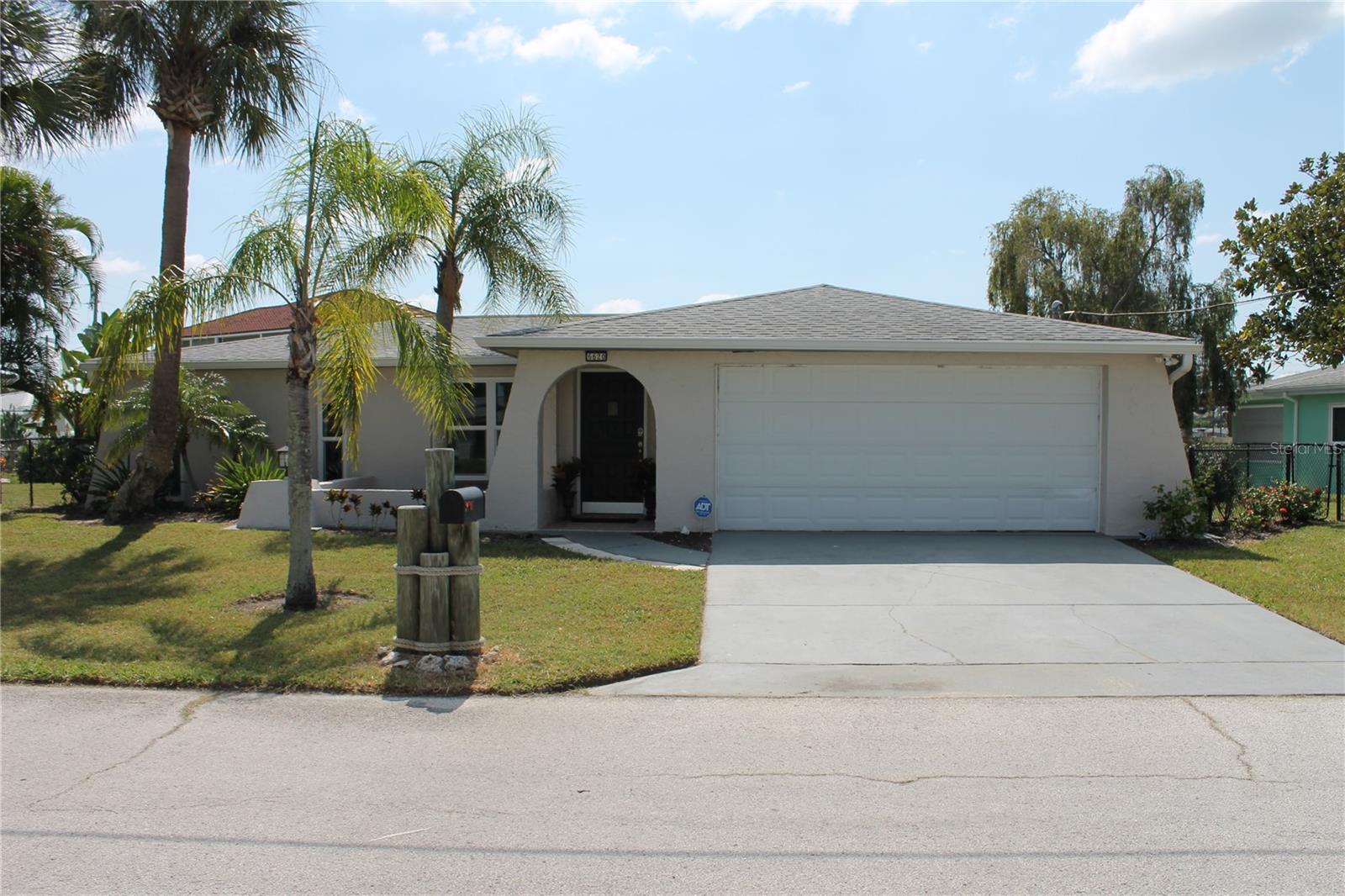 HUDSON BEACH 1ST ADD - Residential Lease