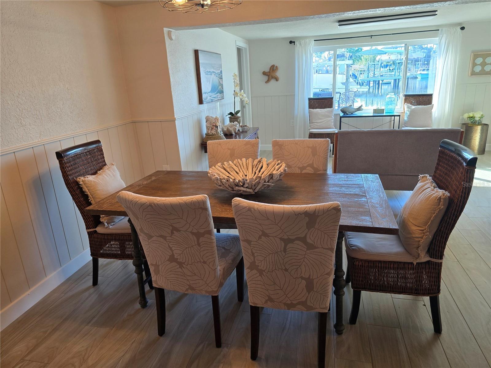 HUDSON BEACH 1ST ADD - Residential Lease