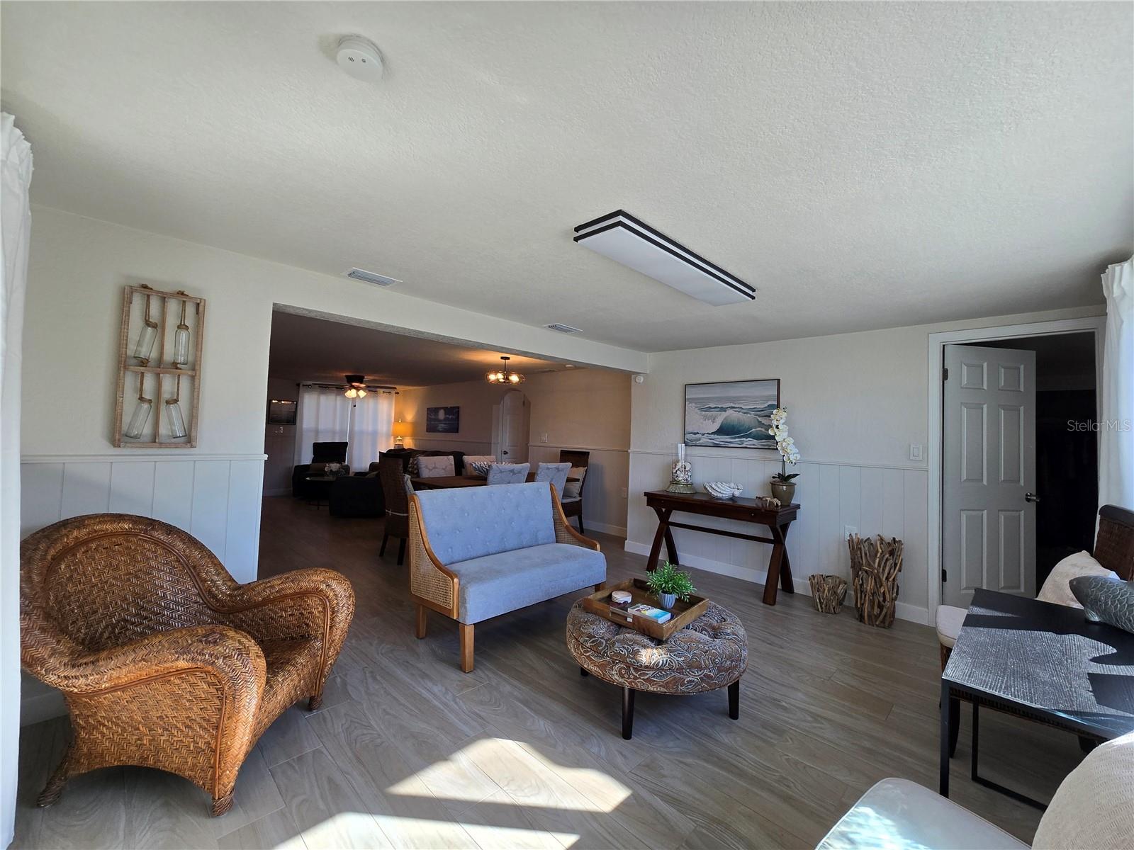 HUDSON BEACH 1ST ADD - Residential Lease