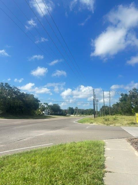 FARNAM DRIVE