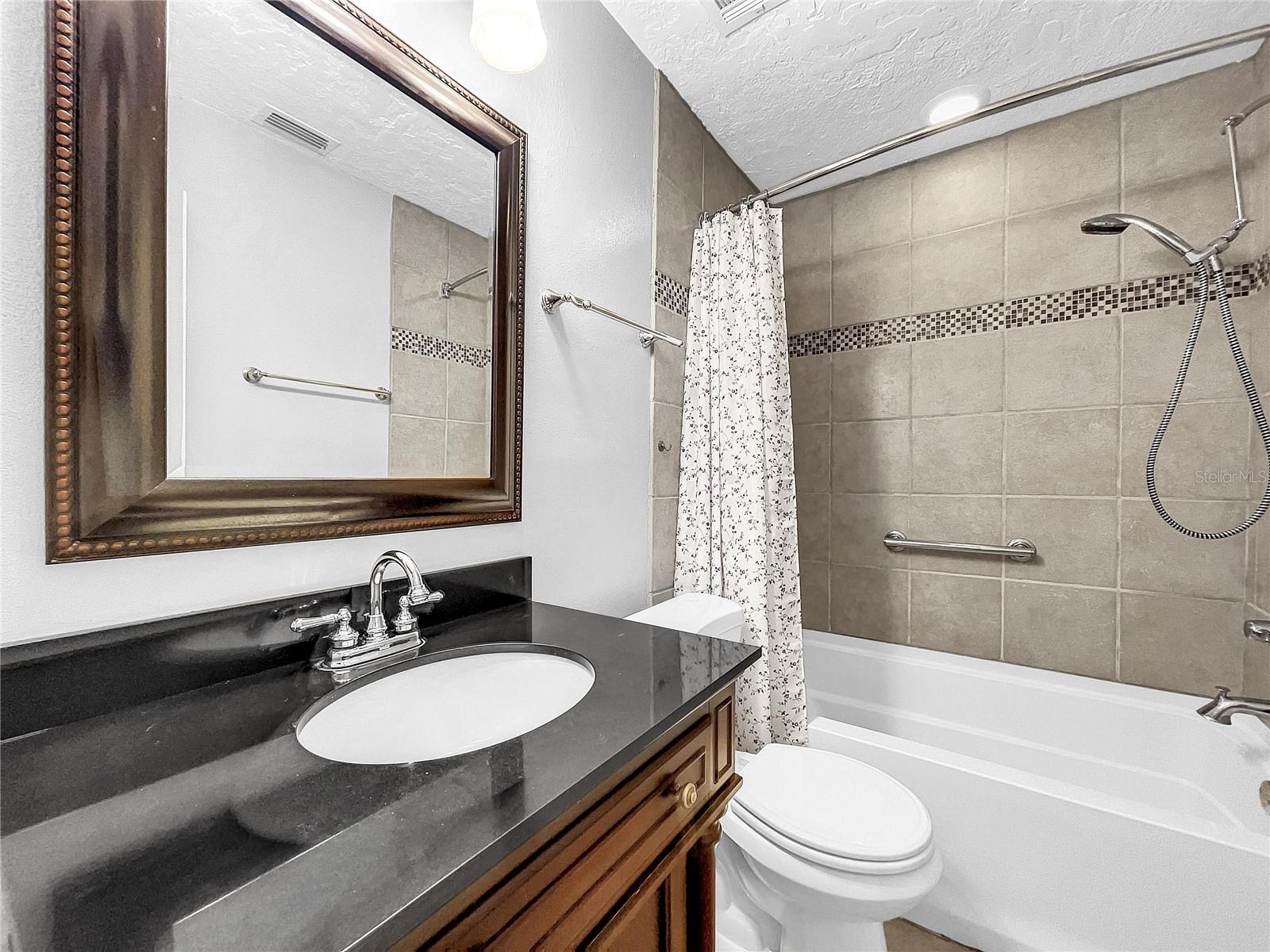 GREEN ACRES - Residential