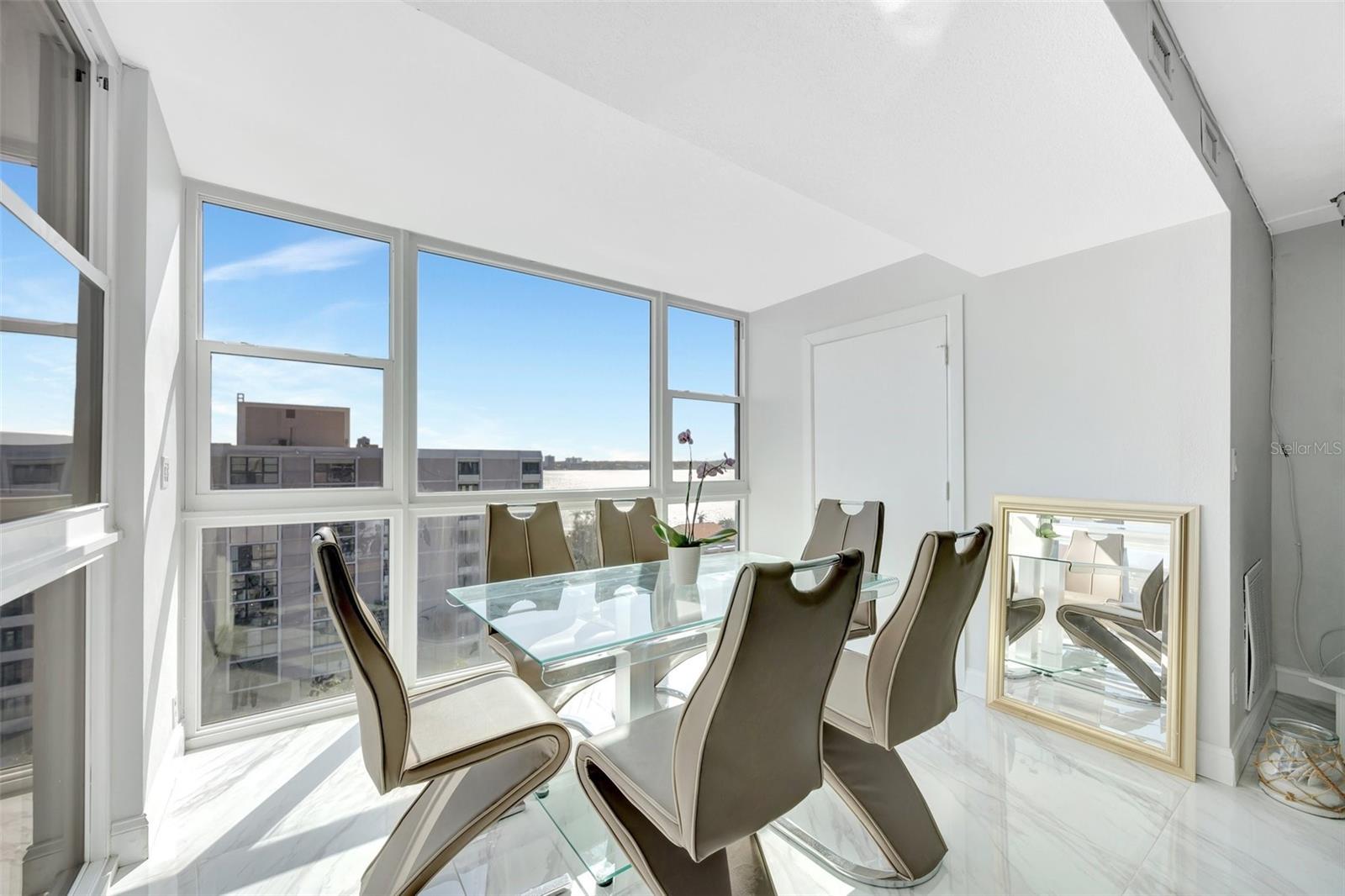 851 BAYWAY BOULEVARD 904