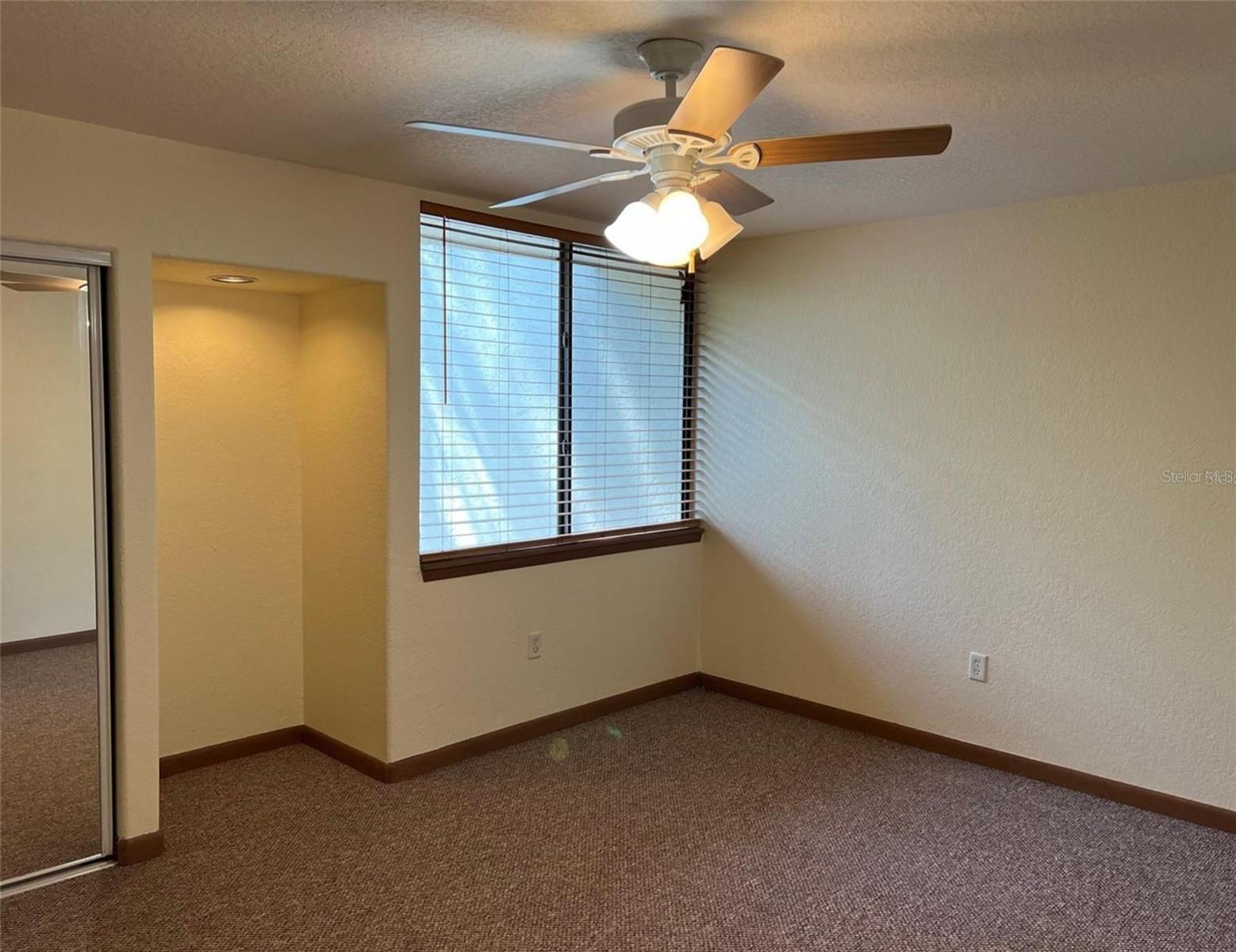 GRAND OAKS - Residential Lease