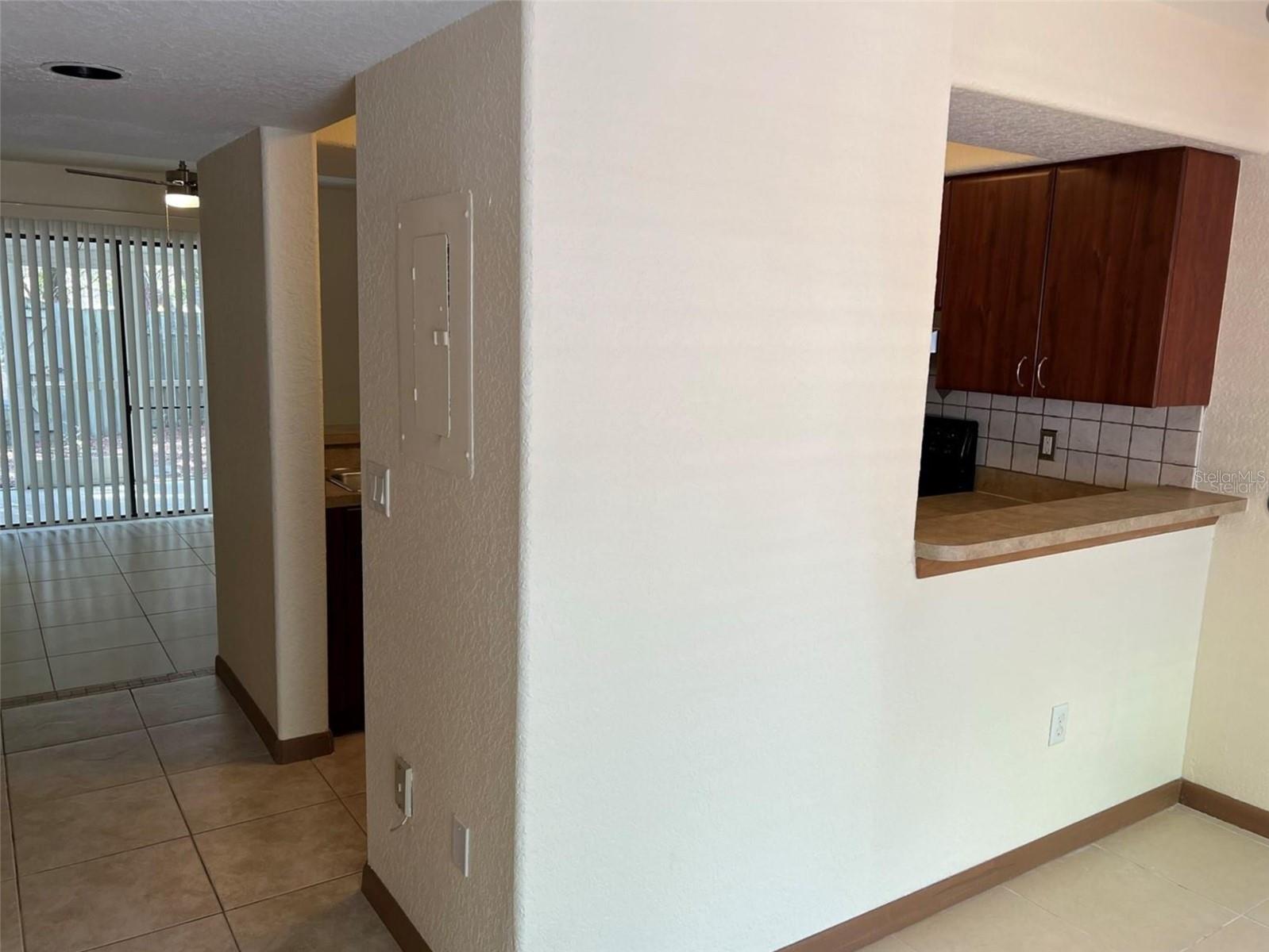 GRAND OAKS - Residential Lease