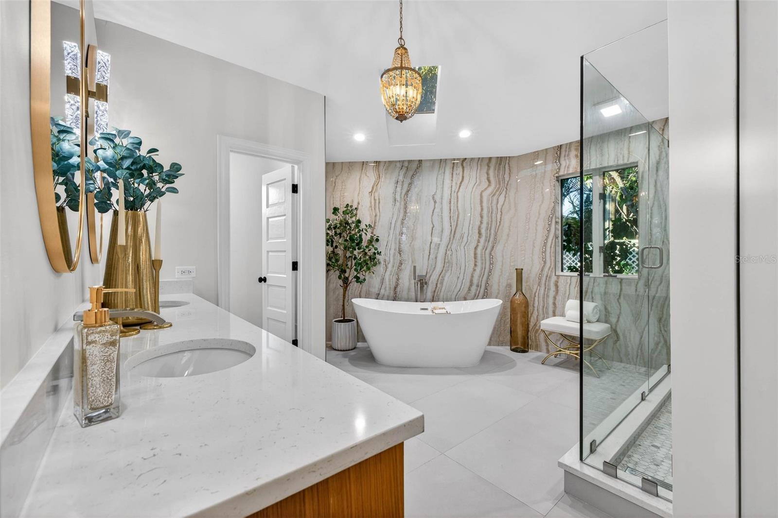 SNELL ISLE BRIGHTWATERS SEC 2 - Residential