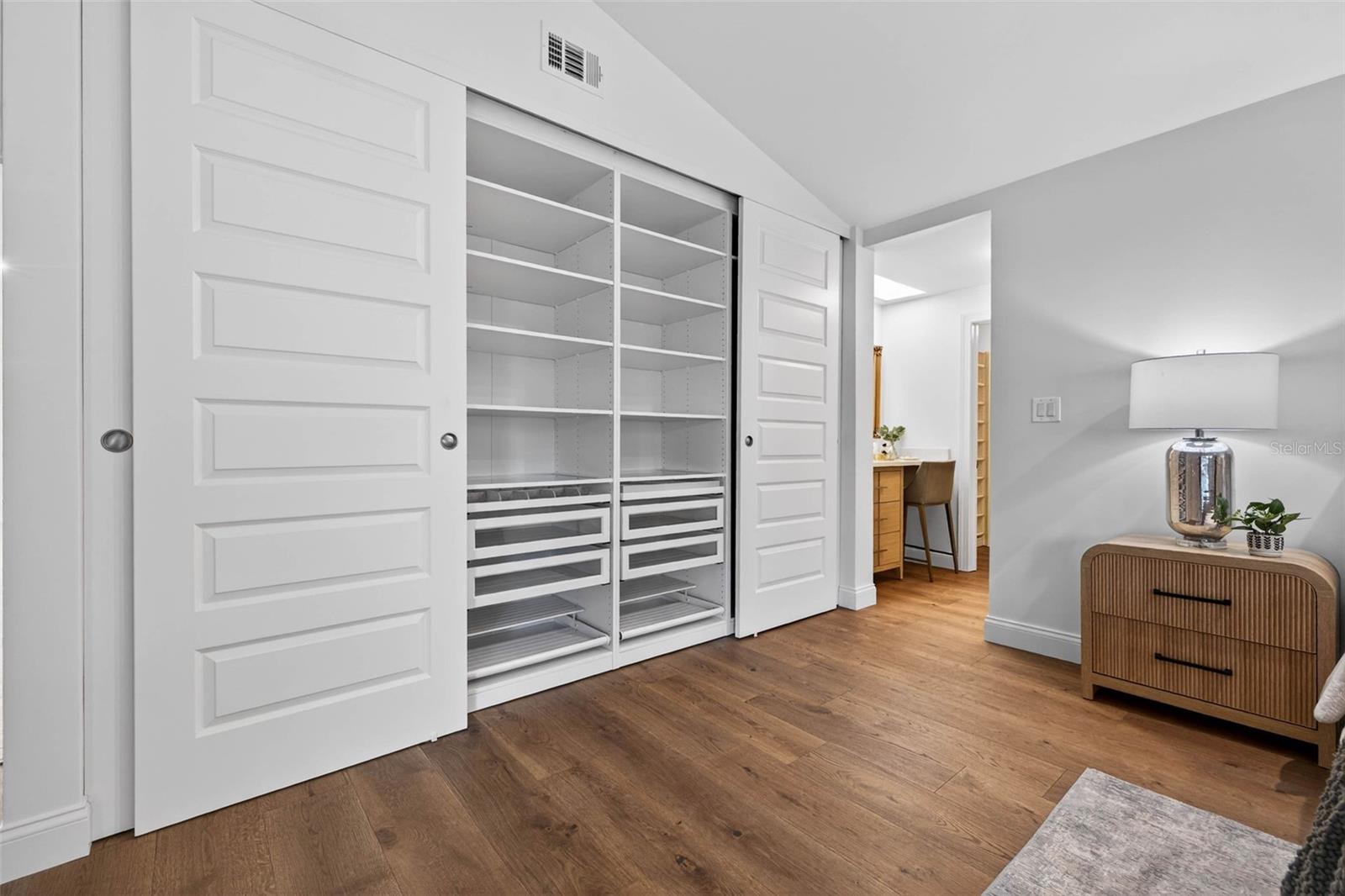 SNELL ISLE BRIGHTWATERS SEC 2 - Residential