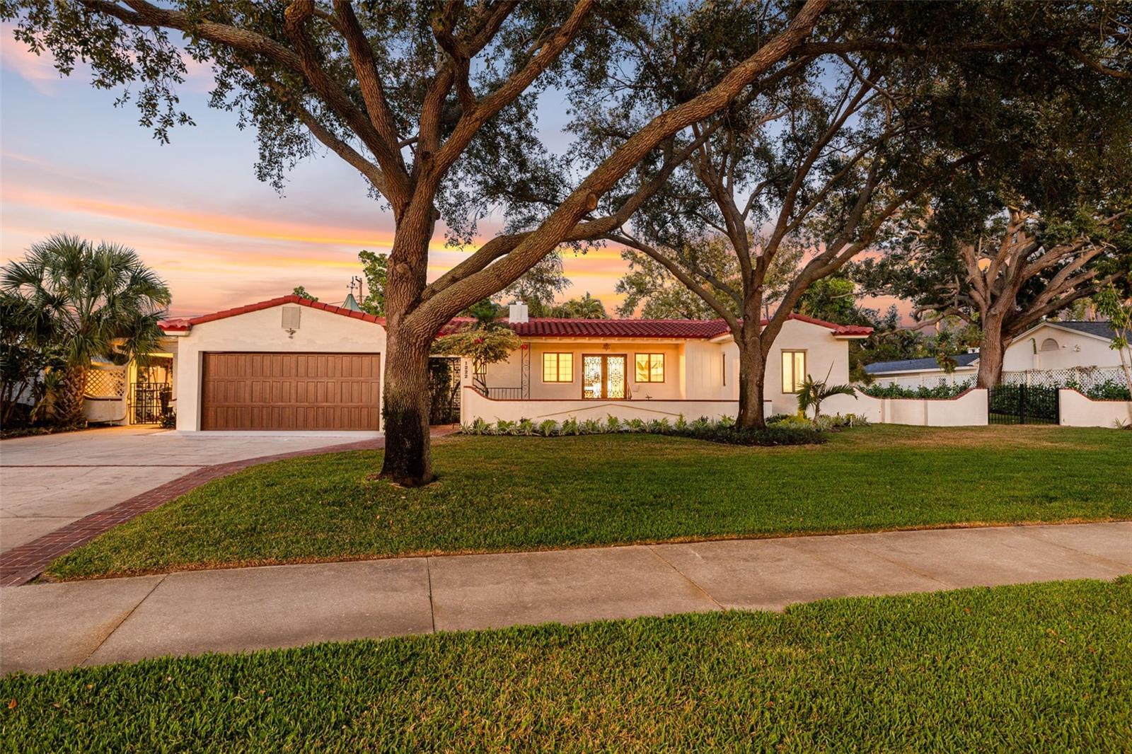 SNELL ISLE BRIGHTWATERS SEC 2 - Residential