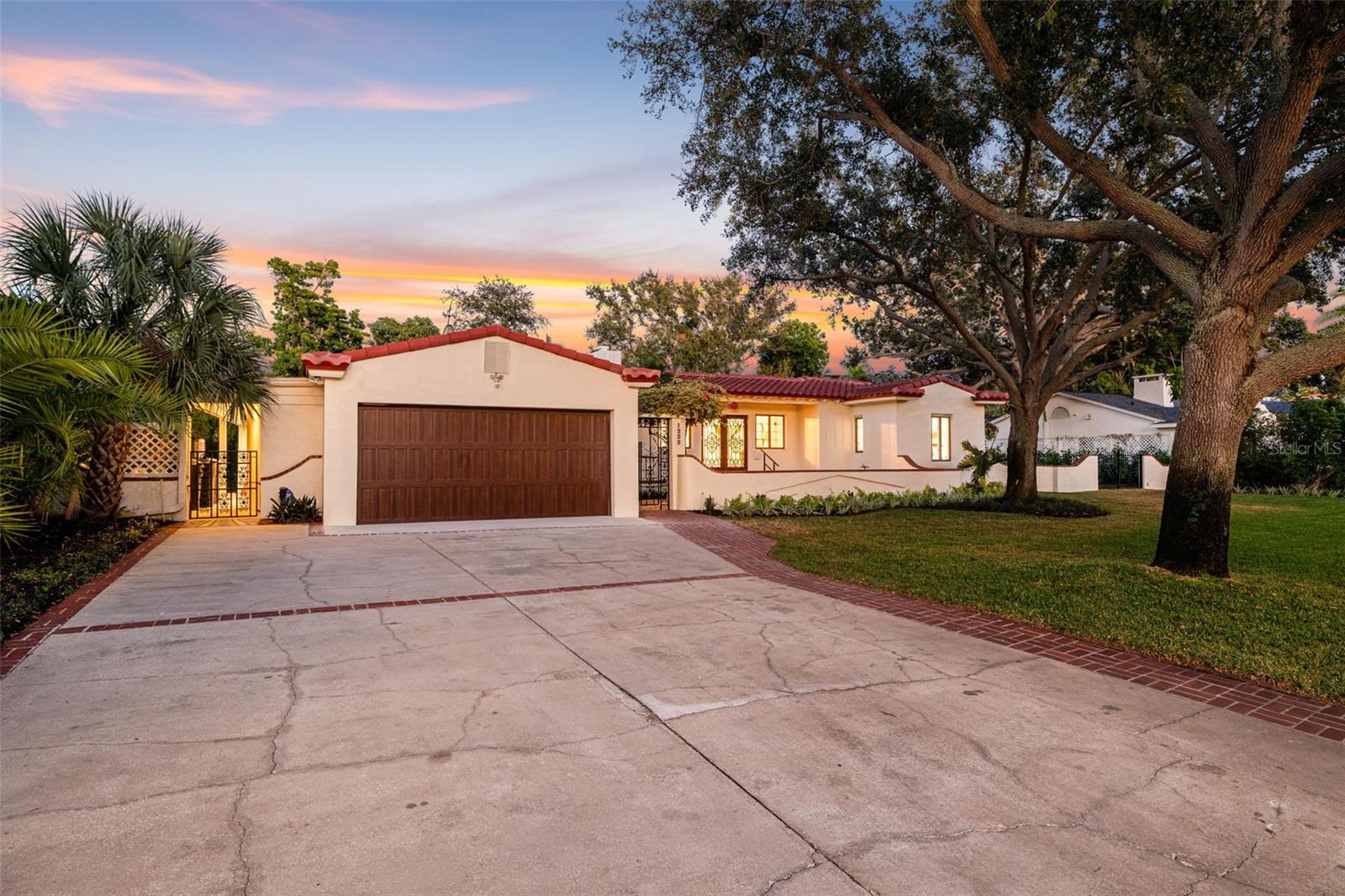 SNELL ISLE BRIGHTWATERS SEC 2 - Residential