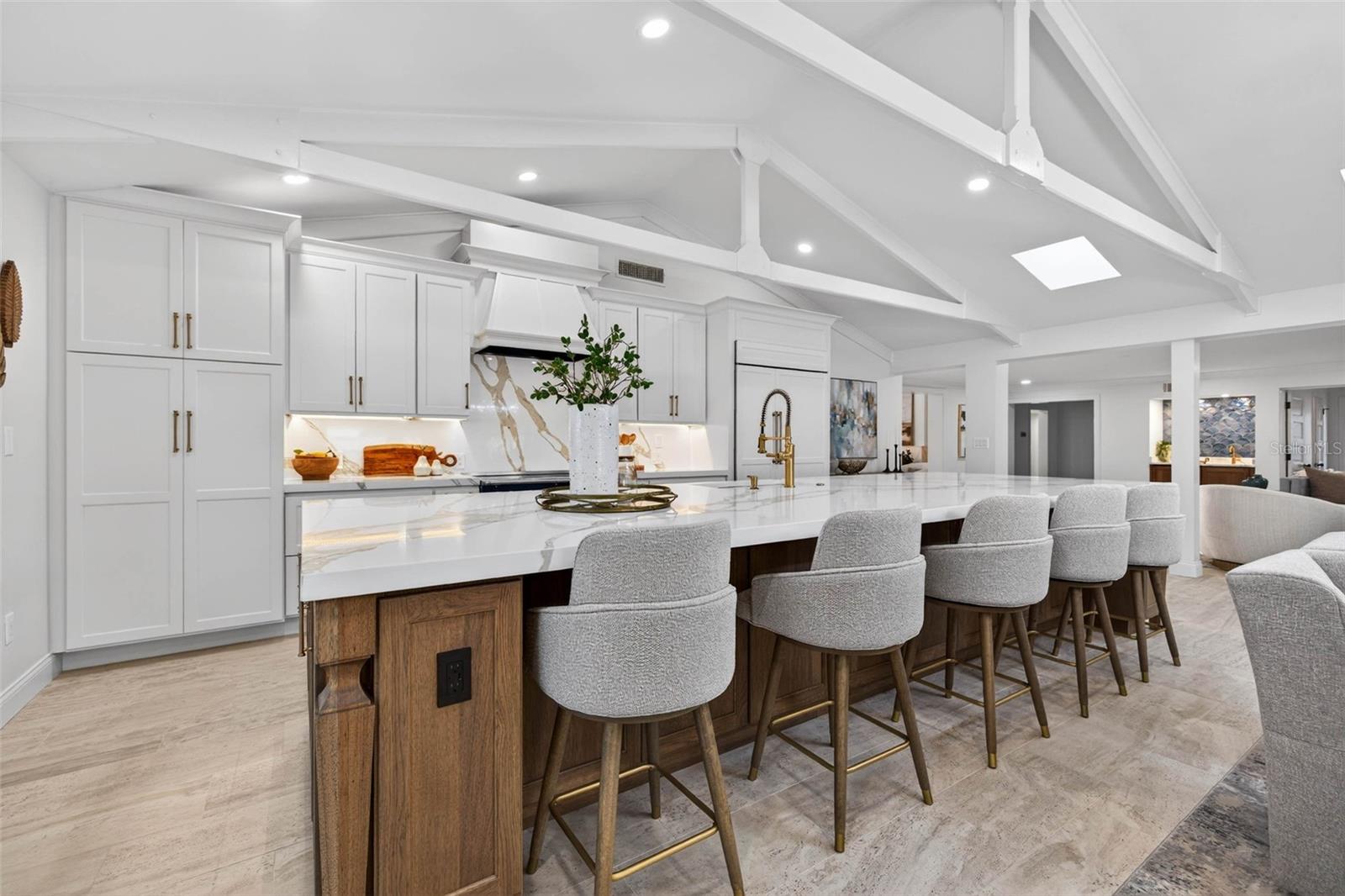 SNELL ISLE BRIGHTWATERS SEC 2 - Residential