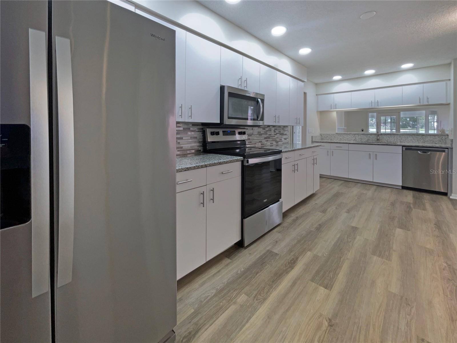 FAIRWAY LAKES AT PALM AIRE - Residential