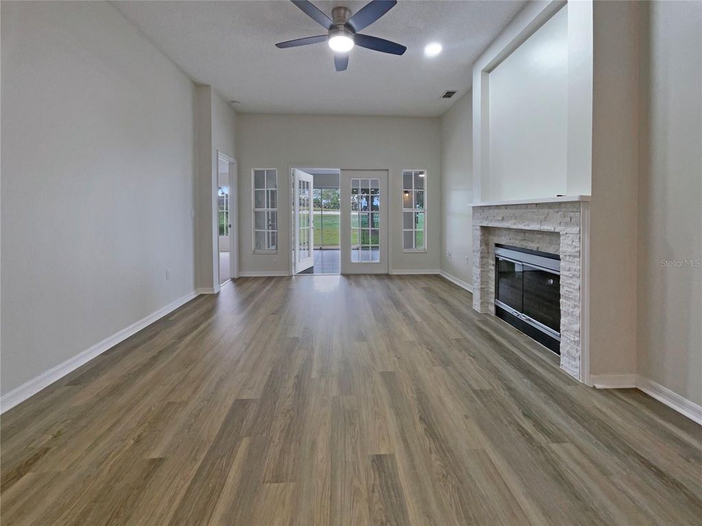 Photo of 7526 Fairlinks Court, Sarasota, FL 34243 (MLS # O6252298)