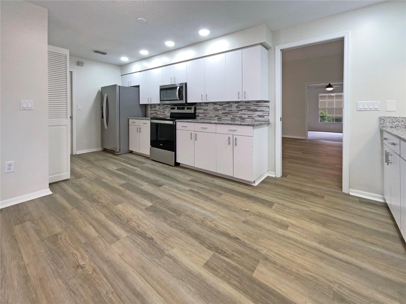 FAIRWAY LAKES AT PALM AIRE - Residential