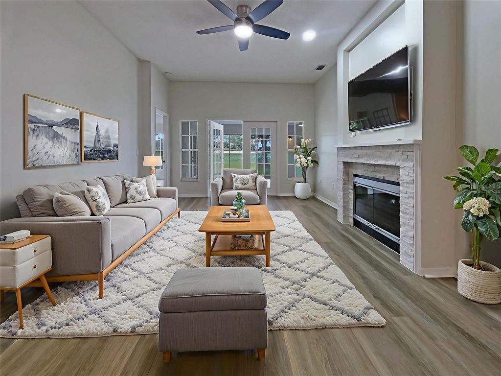 Photo of 7526 Fairlinks Court, Sarasota, FL 34243 (MLS # O6252298)